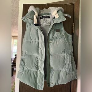 Sly Puffer Vest with Hoodie